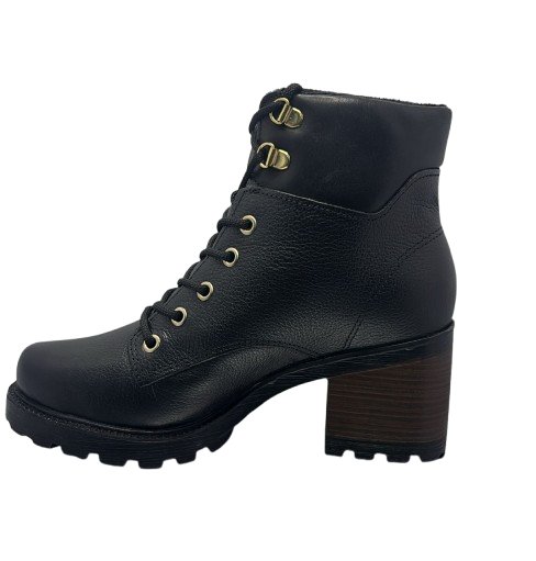 Bota Feminina Coturno Couro Pegada